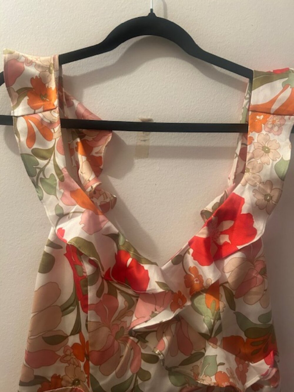 Anthropologie Elliatt Heliconia Bold Floral Flowing Ruffle Low Back Jumpsuit NWT - Picture 5 of 16